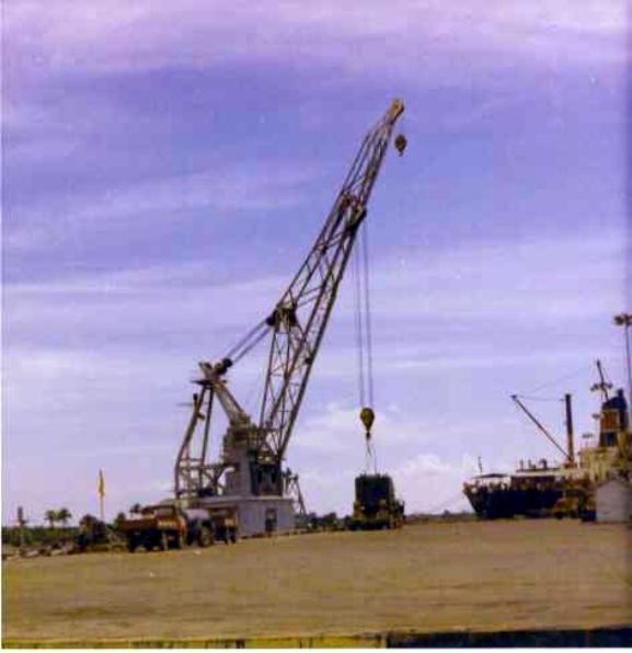 Making A heavy Lift At The Barge Site