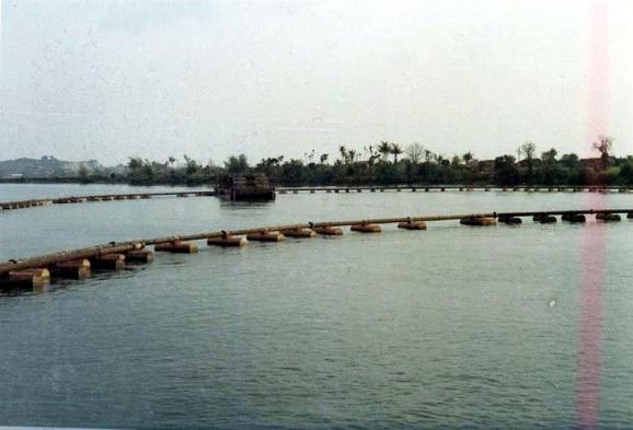 More Ammo Barges Ready To Unload