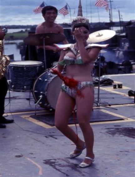 Above And Below - Some Of The Shows At Ben Keo