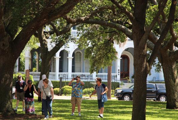 Houses And Park Along The Charleston Harbor Area - Photo courtesy of Tom & Lilia Poston.