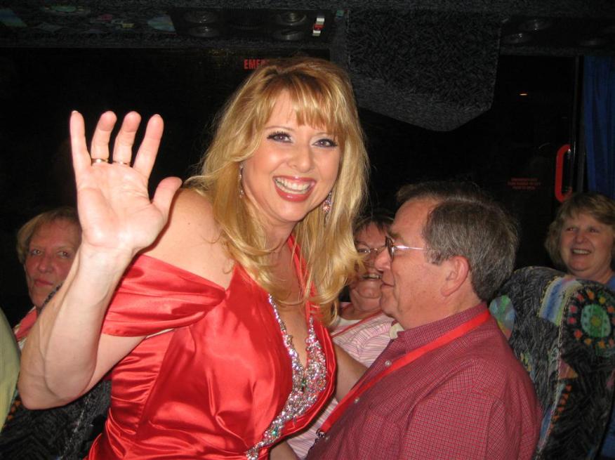 Kim Perry Williams & Vernon Allen - Photo courtesy of Wilfred & Thelma Lam.