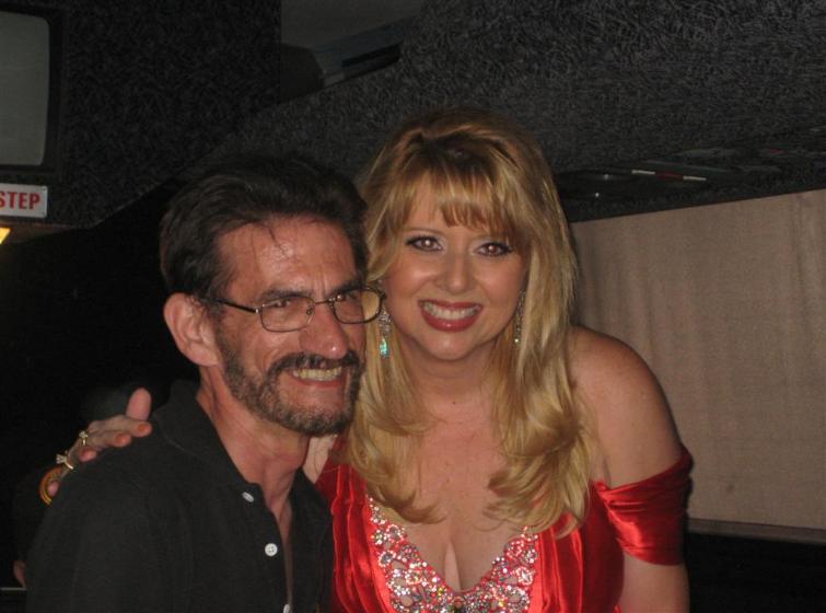 Kim Perry Williams & Al Furtado - Photo courtesy of Wilfred & Thelma Lam.