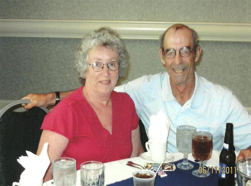 Elaine & Dean Thome - Photo courtesy of Harry & Brenda Shelton.