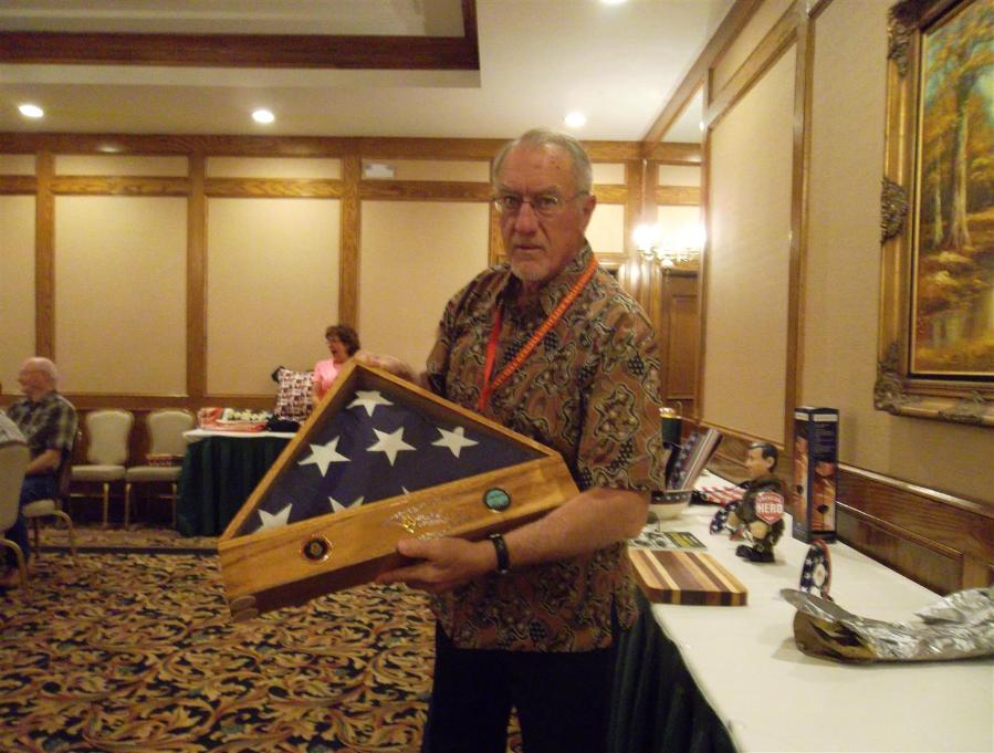 Boyce Irwin Wins A Flag Case - Photo courtesy of Al & Carol Furtado.