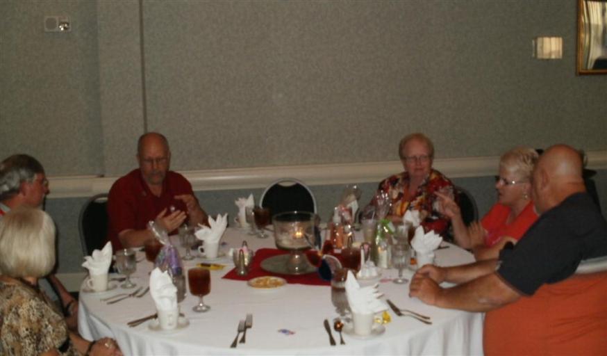 Gary & Linda Grainger - Dan Barnes - Karon Shepard - Doug & Sandy Elliott - Photo Courtesy of Tom & Vickie Reckers 